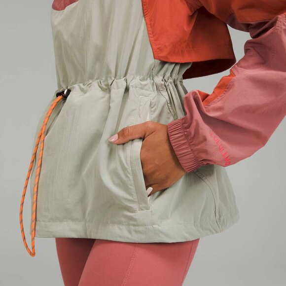 Lululemon Evergreen Anorak - Size 10 - Picture 6 of 11